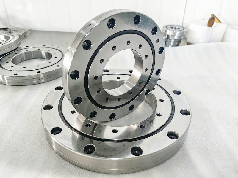 高精度交叉滾子軸承